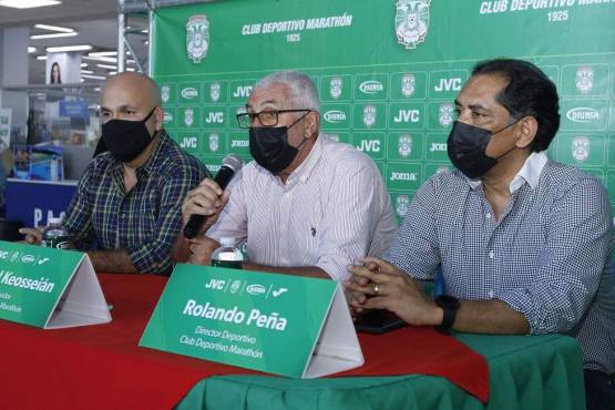 Manuel Keoseián es presentado oficialmente como nuevo DT de Marathón: “Vamos a trabajar para entrar a las fases finales”