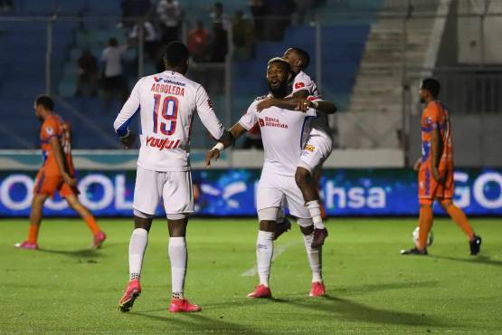 Olimpia lo gana en el Nacional gracias al gol de Jorge Benguché al 48’. FOTO: Emilio Flores