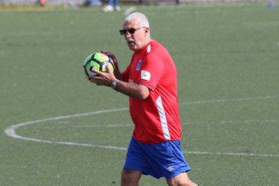 Manuel Keosseian tÃ©cnico del club deportivo Olimpia
