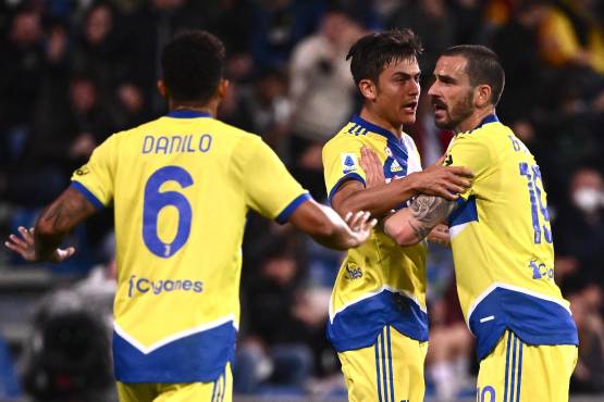 La Juventus se aleja de la Roma en la tabla de posiciones de la Serie A de Italia.