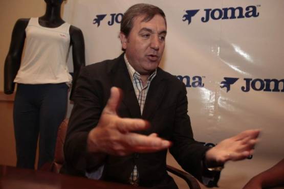 jesÃºs martÃ­nez gerente de mercadeo a nivel mundial de joma en tegucigalpa en honduras 2011