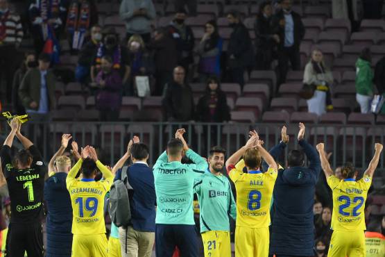 ¡Acercan al Real Madrid al título! Cádiz y Choco Lozano salen de la zona del descenso tras importante triunfo sobre Barcelona