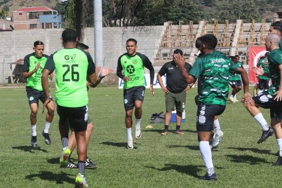 Entrenamiento del Juticalpa FC, club que será local este día.