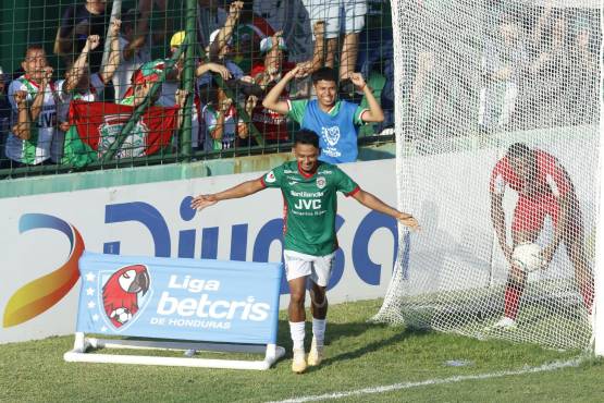 Brutal remontada de Marathón ante Real Sociedad para continuar subidos en el liderato del Clausura 2024