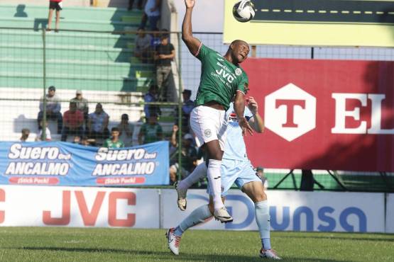 ¡Marathón derrota al Motagua, gana dos clásicos en una semana y peleará por entrar directo a semifinales!