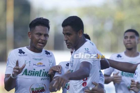 William Moncada celebrando su anotación ante Upnfm. Foto:Neptalí Romero.