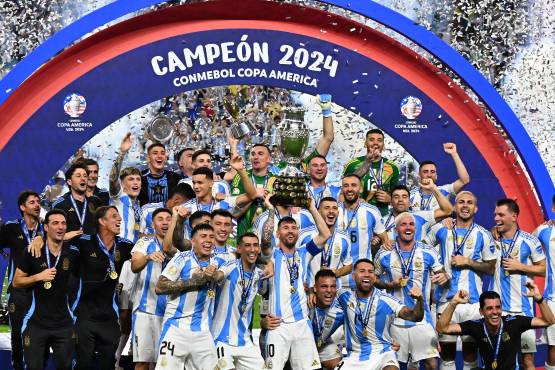 Argentina se alza bicampeón de Copa América derrotando a Colombia con golazo de Lautaro y en la despedida de Di María