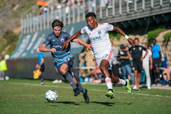 Douglas Martínez cuenta el drama que vivió en San Diego Loyal: “Casi quedo ciego, estuve a punto de perder un ojo”