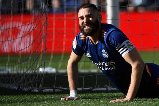 ¡Le pitaron tres penales! Real Madrid vuelve a la senda del triunfo con polémica; Benzema marcó doblete ante Celta