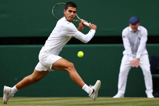 ¡Sorpresa! Estrella española Carlos Alcaraz se estrella en octavos de Wimbledon ante el italiano Jannik Sinner