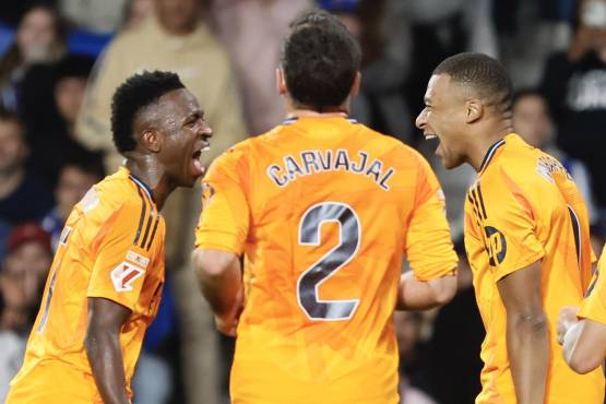 Mbappé sorprende al hablar de Vinicius tras los penales ante Real Sociedad y visualiza el inicio de Champions