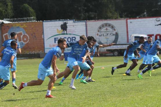 Calentamiento de los azules.