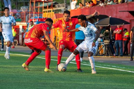 Patón Mejía sorprende en su debut en el fútbol de Costa Rica tras su desvinculación con el Olimpia