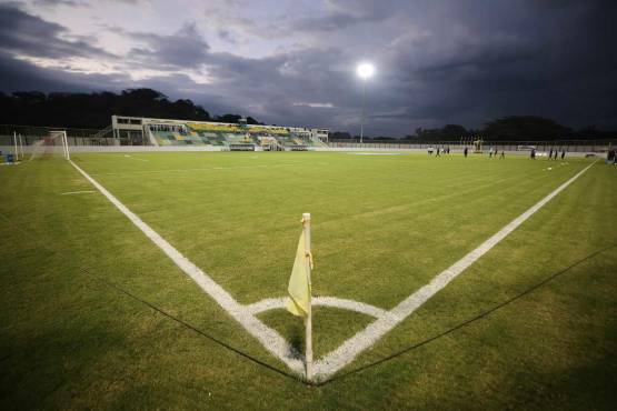 Con gol de José Pinto, Olimpia sacó pétroleo ante Génesis en Comayagua y dio un paso importante en la semifinal