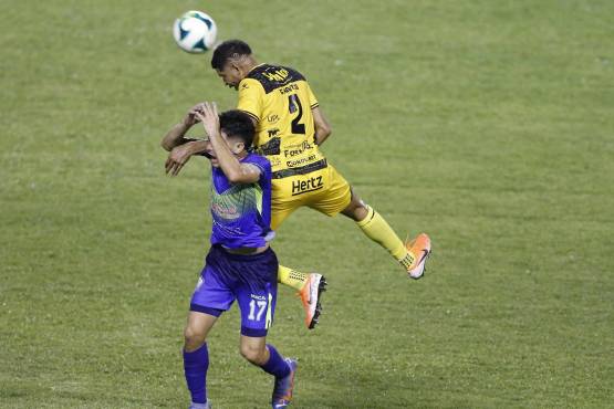 Real España vence al Olancho FC y vuelve a la vida en el torneo de Liga Nacional de Honduras.