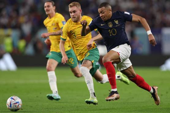 La campeona Francia debuta en Qatar 2022 arrollando a Australia; show de Mbappé y doblete de Giroud