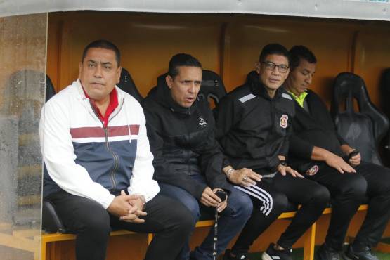 Jhon Jairo López espera la remontada en la segunda parte.