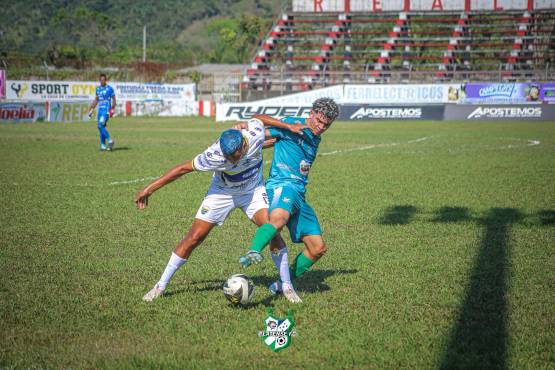 Platense venció por goleada a Boca Junior de Tocoa en octavos de final.