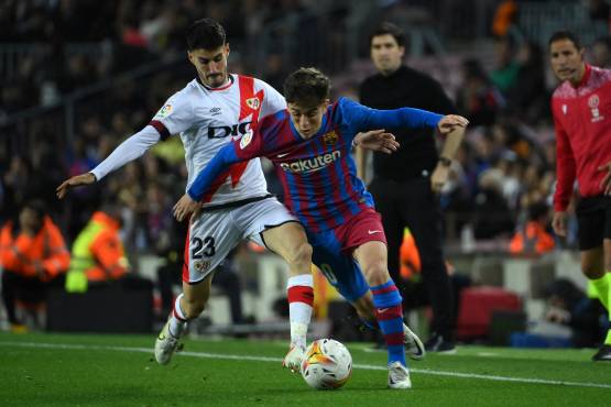 ¡La Xavineta se punchó! Barcelona cae ante Rayo y pierde por primera vez tres juegos al hilo en el Camp Nou