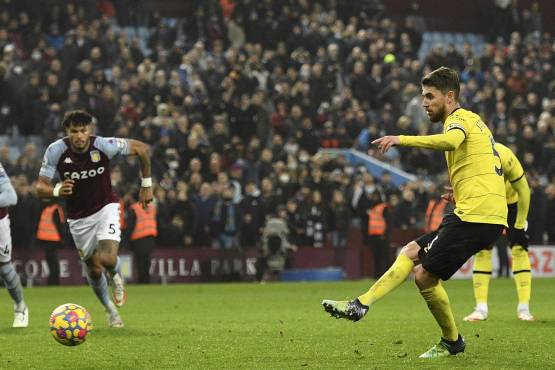 Jorginho y Lukaku se inspiran y ayudan al Chelsea a conseguir un sufrido triunfo ante el Aston Villa