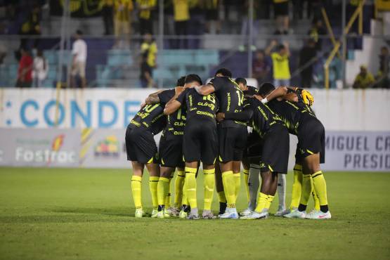 Real España sigue la línea del triunfo y Motagua fue desplumado en una semana para el olvido