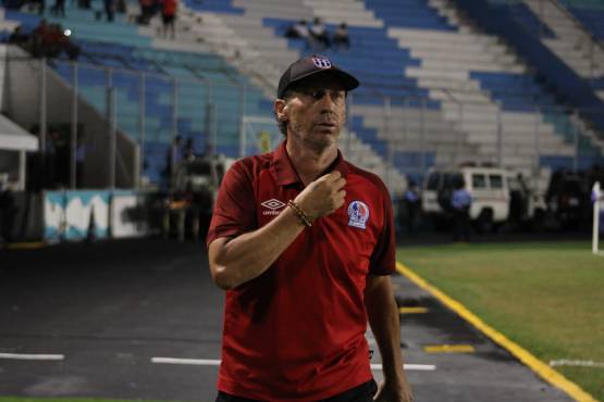 Troglio menciona que tiene lista negra de 11 periodistas: “A mí me pueden tratar de cualquier cosa, menos de vende partidos”