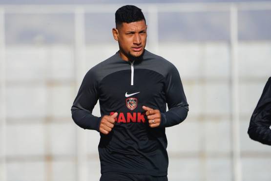 Bryan Acosta ha sido excluido del Gaziantep y no podrá jugar en la Superliga de Turquía.