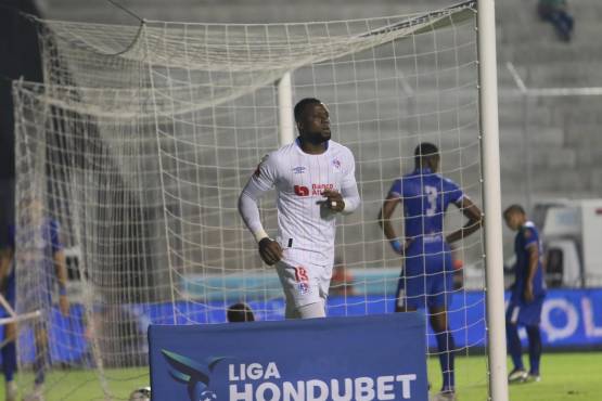 Olimpia derrotó a Victoria y de forma solvente clasificó a la Gran Final del Clausura 2025 en Honduras