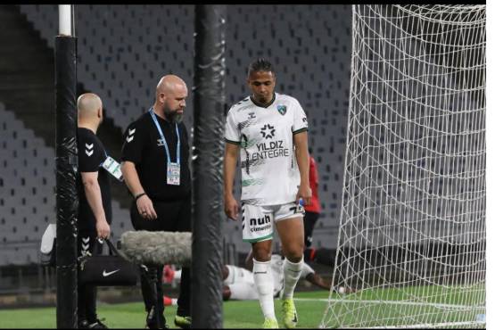 Rigo Rivas salió lesionado y no haría el viaje con Honduras a Bermudas.