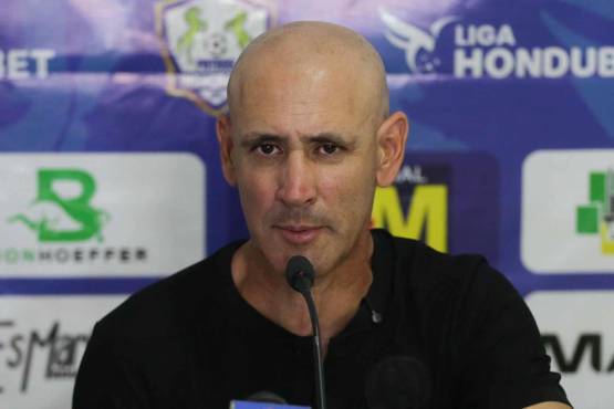 ¿Es grave? Espinel habla de la recaída de la lesión de Edwin Rodríguez: Cuando me miró, sentí una tristeza enorme