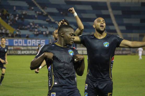 Rubilio Castillo se juega el pase a Libertadores, Choco y Elis, urgidos de triunfos por el no descenso; Alex López cierra final