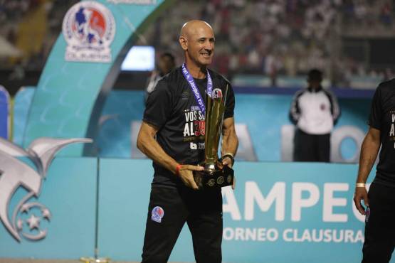 Eduardo Espinel hace historia en Olimpia: rompe un récord brutal que había dejado Pedro Troglio