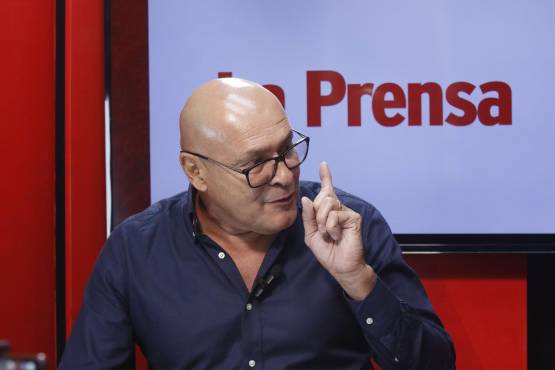 Wilmer Cruz reaparece más polémico: Sus críticas a Jhow y Buba López, el grupo de trabajo que ofreció a Real España y, ¿por qué ya no dirige?