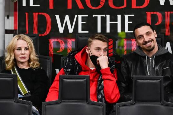 Maximilian Ibrahimovic podría irse cedido al Novara de la Serie B.