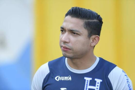 SelecciÃ³n Nacional entrenamiento el estadio OlÃ­mpico , Miercoles 20 de marzo del 2019- Emilio Izaguirre