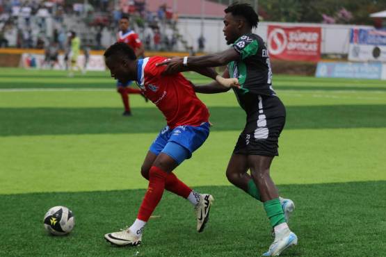 Bengtson marcó doblete en triunfo del Olimpia y se convirtió en el máximo goleador histórico de Honduras