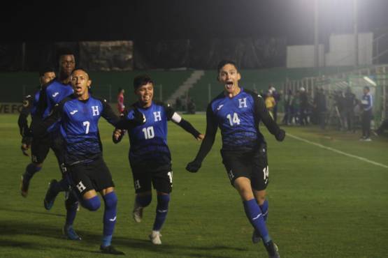Edwin Munguía ha sorprendido a todos con sus golazos en el Premundial Sub-17. Tiene una gran pegada.