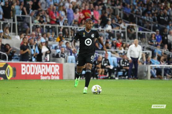 ¡Sin descanso! Uno lesionado y otros buscan los playoffs y su titularidad; legionarios retornan a sus equipos tras militar con la Selección