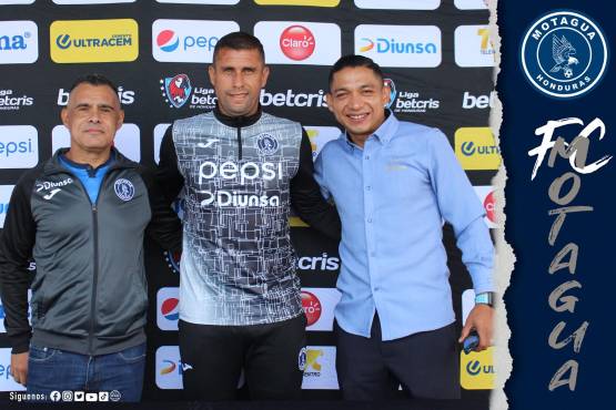 Emilio Izaguirre inicia su reestructuración en el Motagua y anuncia sus primeras incorporaciones en su proyecto