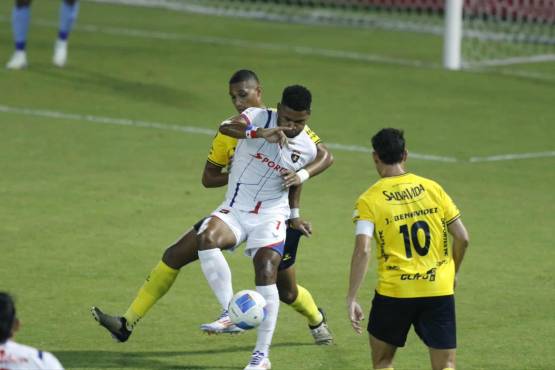 Plaza Amador golpea al Real España por la ida de los cuartos de Copa Centroamericana; derrota con olores de eliminación