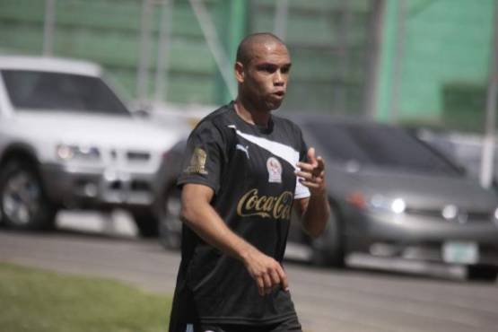 cristiano dos Santos Rodriguez delantero BrasileÃ±o de olimpia torneo clausura 2012