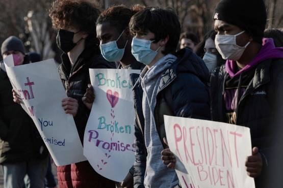 Migrantes dejan de trabajar y piden “¡Ciudadanía, ahora!” a Joe Biden, presidente de Estados Unidos