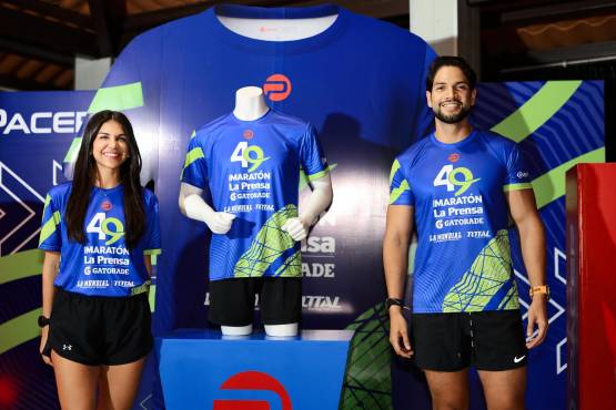 Pacer se lució con esta linda camisa que usarán los corredores durante la Maratón que se correrá el próximo 15 de junio en San Pedro Sula.