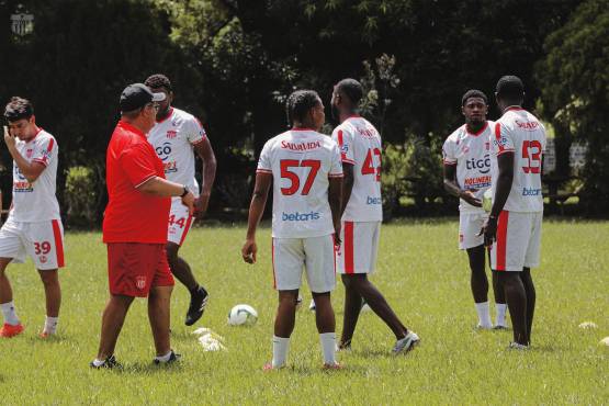 El Vida será dirigido en el Apertura 2023 por el argentino Héctor Vargas.