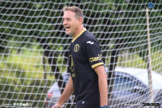 La ‘Tota’ Medina es el actual campeón del fútbol hondureño. Lo hizo dirigiendo al Motagua.