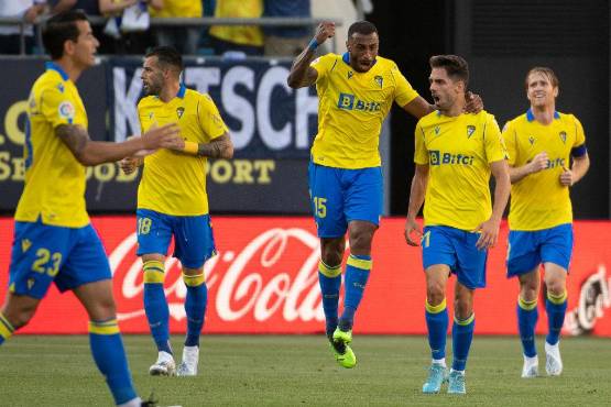 Sobrino evitó la derrota del Cádiz ante el Real Madrid en el Nuevo Mirandilla.