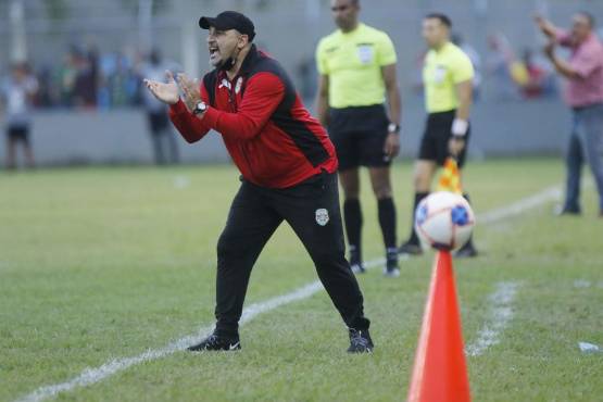 El “Tato” García ya podrá dirigir el próximo partido del Marathón.