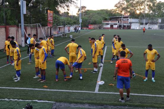 Lobos UPNFM y las razones que lo tienen prácticamente sentenciado al descenso en la Liga Nacional