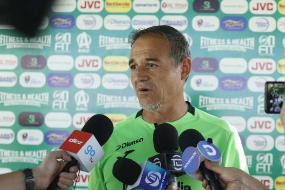 La Tota Medina ganó (5-0 vs Lone FC) y un empató (2-2 vs Parrillas) en sus fogueos previo al Clausura 2024.