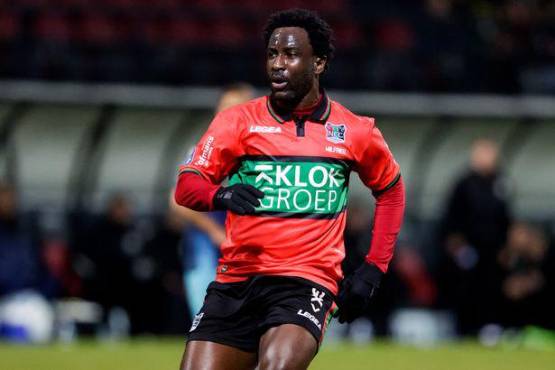 Solo 14 minutos jugó con el NEC Nijmegen de Holanda en marzo del 2022.